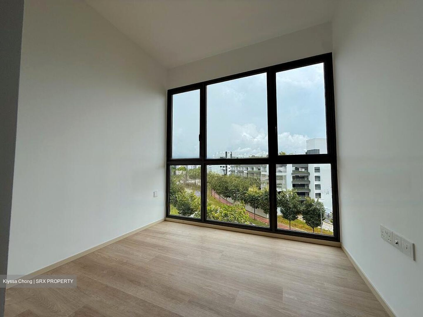 The Watergardens At Canberra (D27), Apartment #462711581